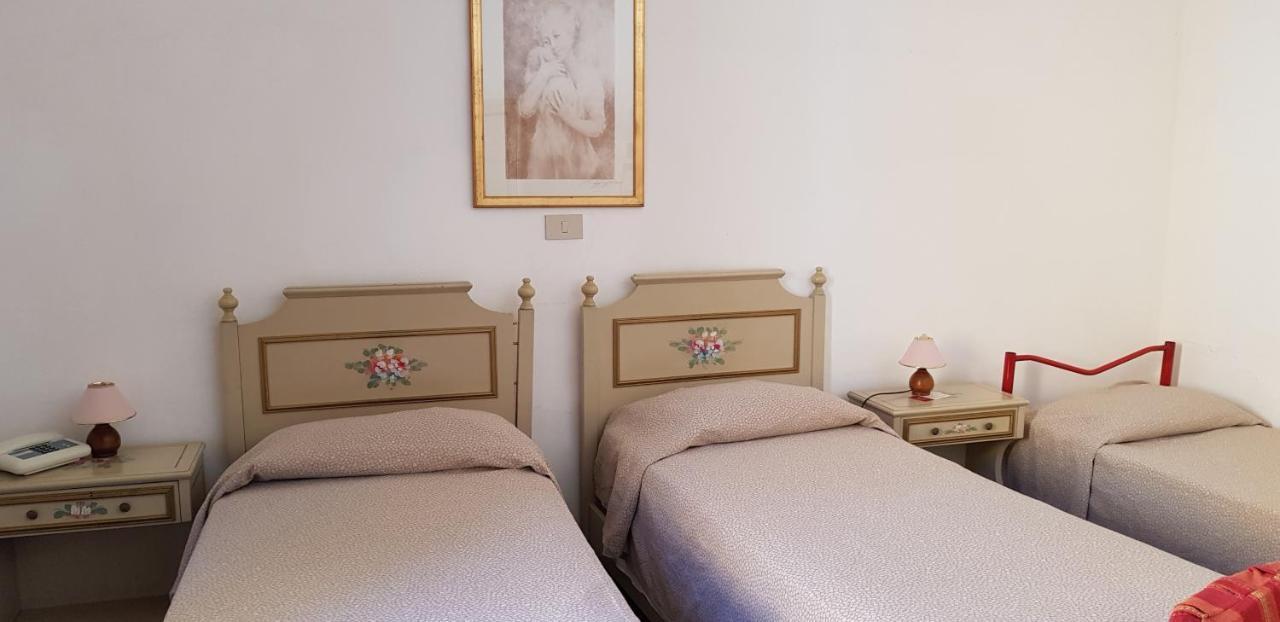 Albergo Natucci 몬테카티니테르메 외부 사진