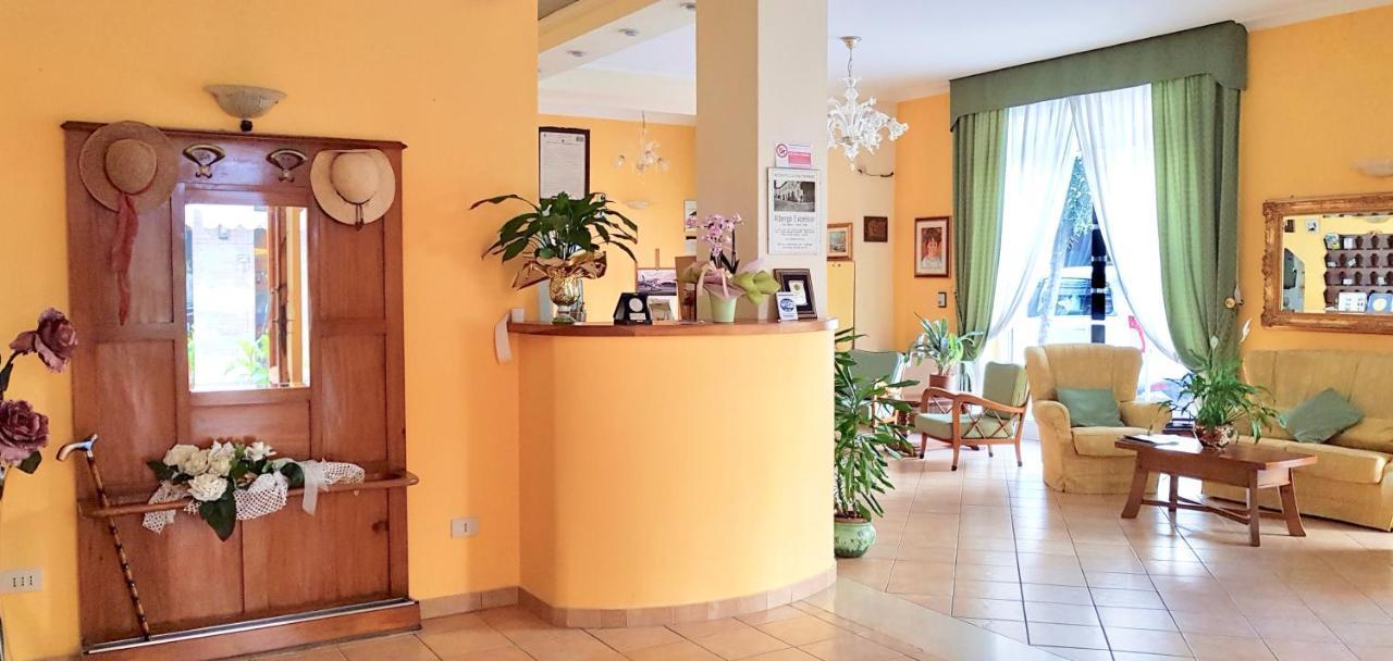 Albergo Natucci 몬테카티니테르메 외부 사진